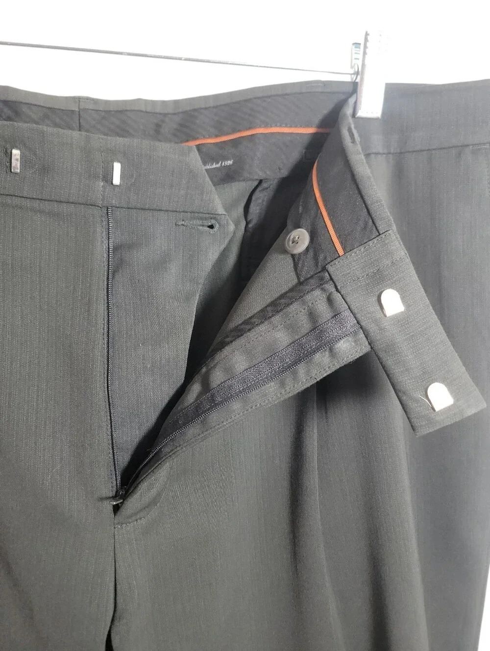 Haggar men's gray striped pleated front dress pants size 44 cuff leg trousers